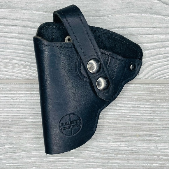Bullseye leather holster with clip tactical belt accessory snap quick release - Picture 1 of 4